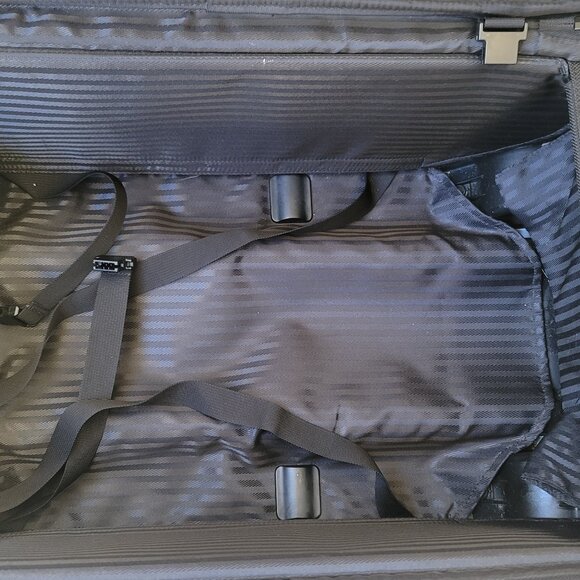 Vintage Tumi USA Black Ballistic Nylon 22" Wheeled Carry-On Suitcase (2243D4) - Picture 14 of 16